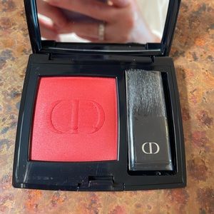 Dior Blush - 999